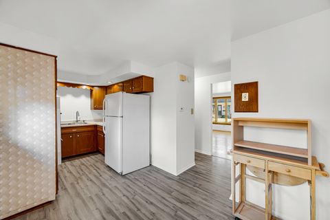 Tiny photo for 2150 W 111th Street #B, Chicago, IL 60643 (MLS # 12518961)