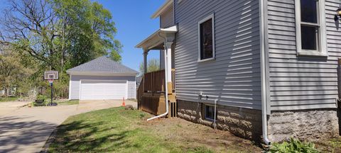 407 Allen Street Belvidere IL 61008