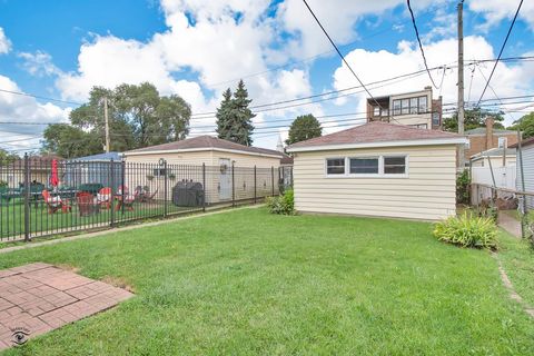 Tiny photo for 10348 S Rhodes Avenue, Chicago, IL 60628 (MLS # 12448418)