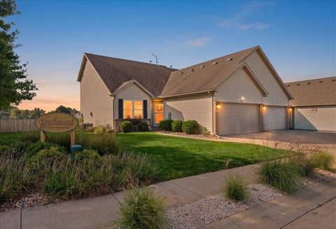 Photo of 595 Beechwood Court, Normal, IL 61761 (MLS # 12765966)