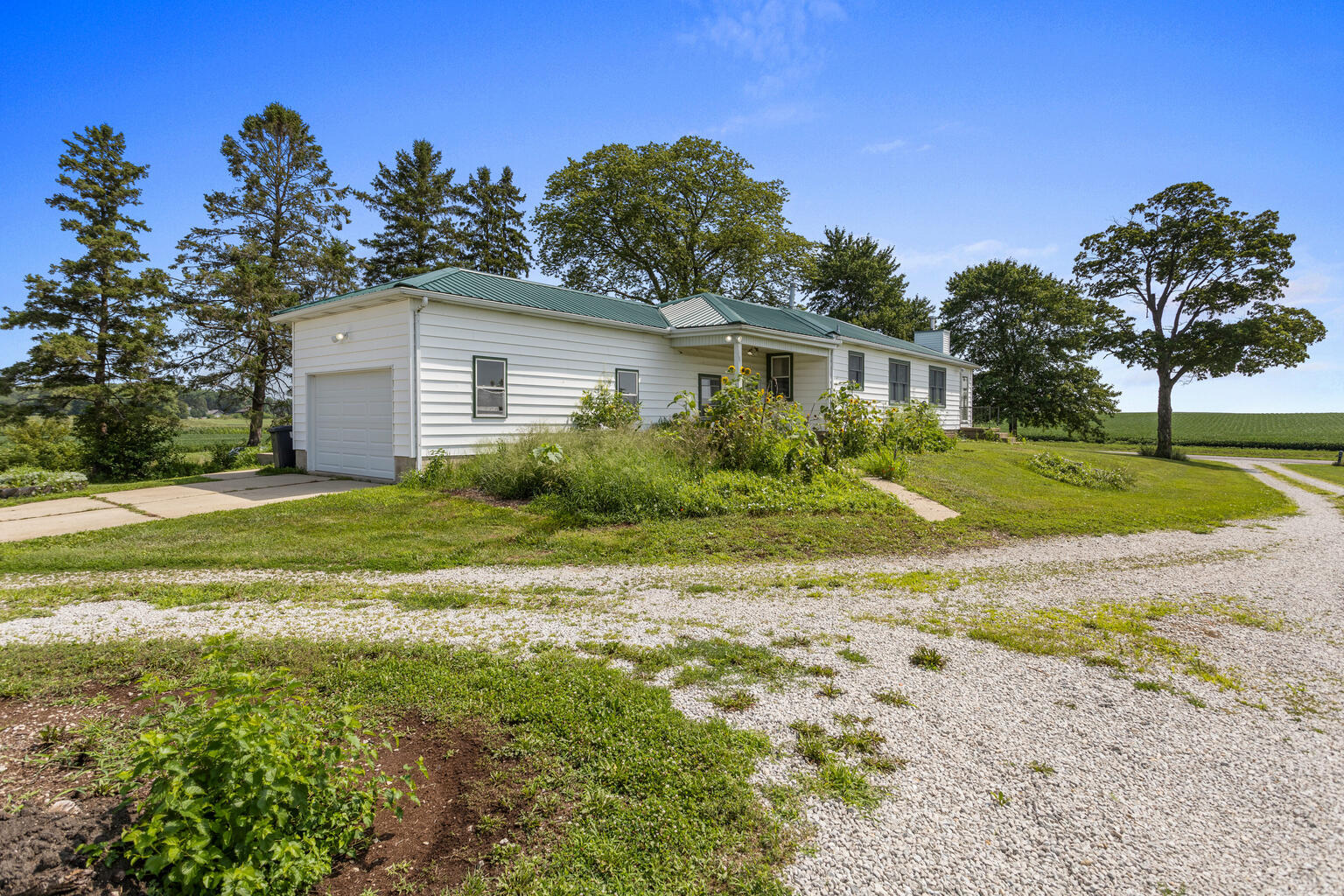 1029 County Road 1500 E