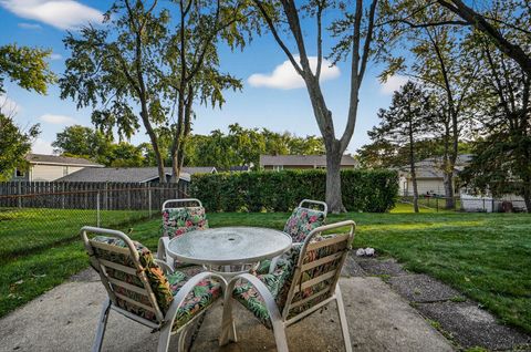 Tiny photo for 1355 Blair Lane, Hoffman Estates, IL 60169 (MLS # 12479151)