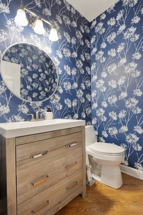 Tiny photo for 52 Talcott Avenue, Crystal Lake, IL 60014 (MLS # 12593599)