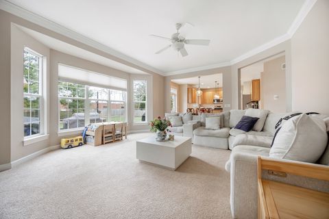 Tiny photo for 52 Talcott Avenue, Crystal Lake, IL 60014 (MLS # 12593599)