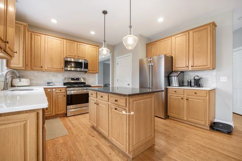 Tiny photo for 52 Talcott Avenue, Crystal Lake, IL 60014 (MLS # 12593599)