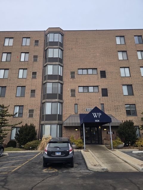 Photo of 606 E Woodland Park Avenue #310, Chicago, IL 60616 (MLS # 12573622)