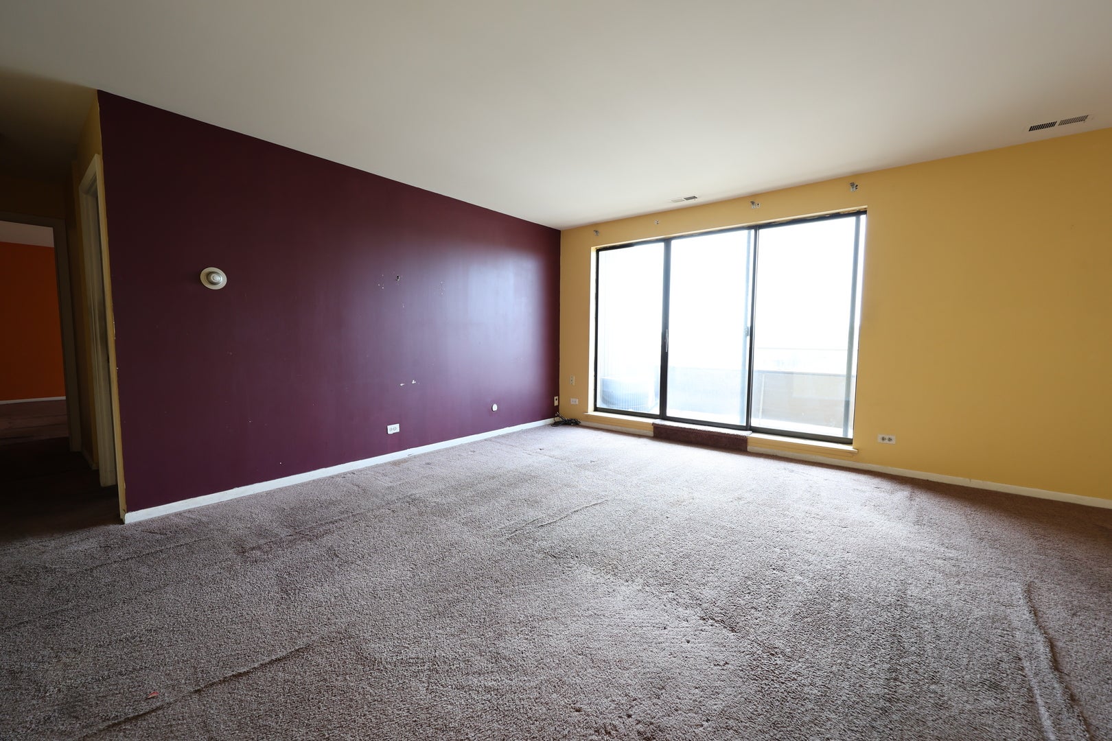 7 E CARRIAGEWAY Drive 408