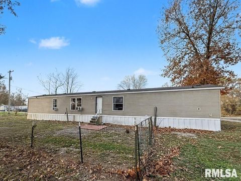 Tiny photo for 200 MADISON Street, Carterville, IL 62918 (MLS # QC4269376)