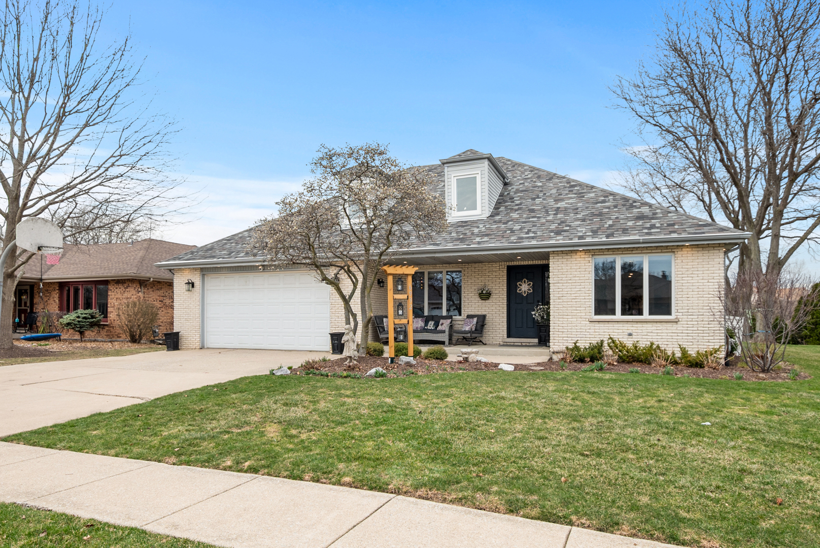6932 Westview Drive