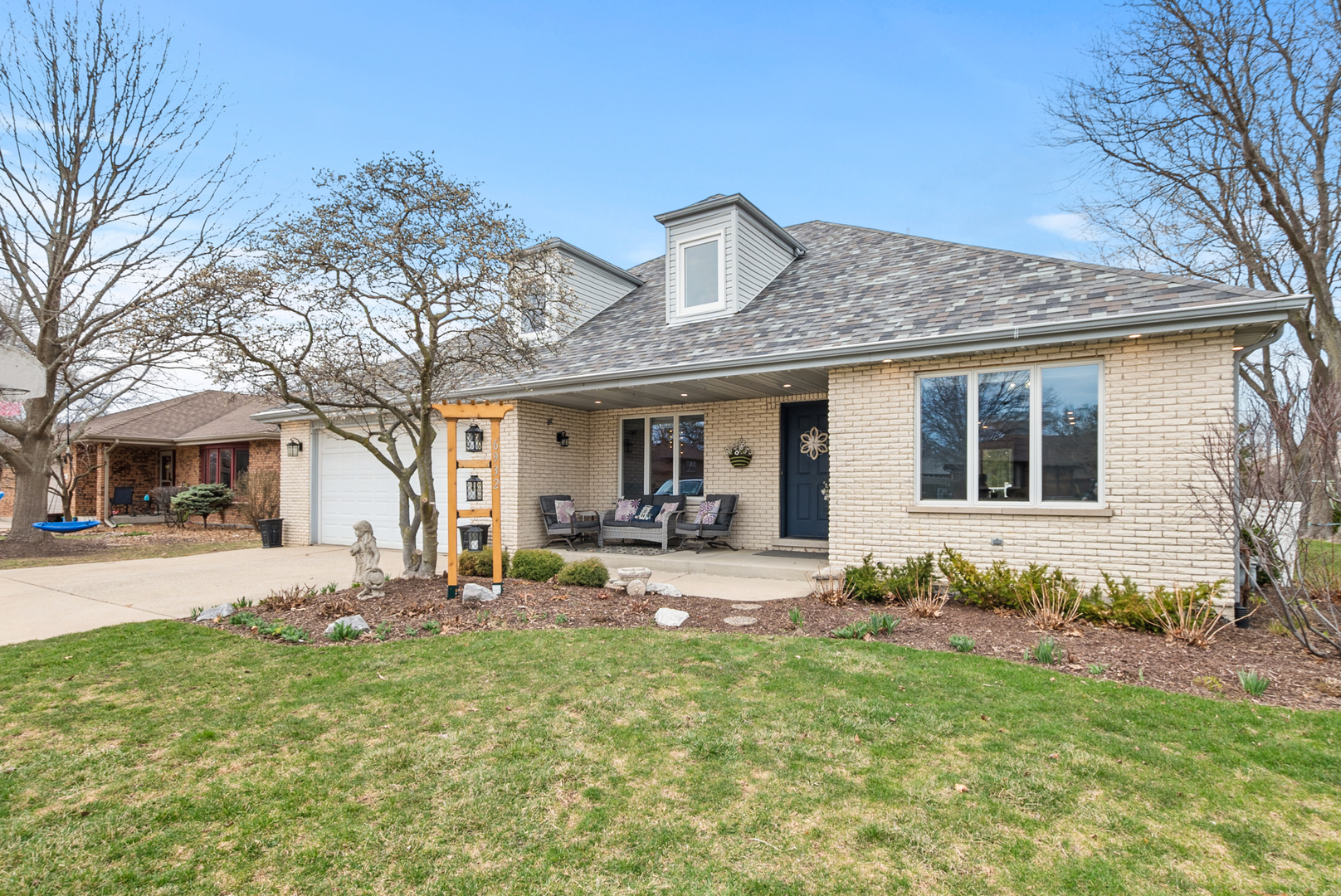 6932 Westview Drive