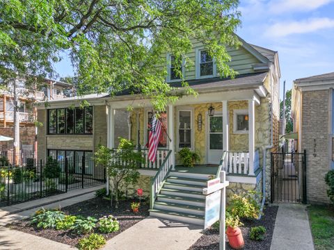 Photo of Chicago, IL 60640 (MLS # 12462064)