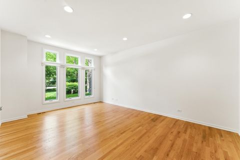 Tiny photo for 2471 Augusta Way, Highland Park, IL 60035 (MLS # 12500395)