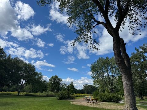 Tiny photo for 2471 Augusta Way, Highland Park, IL 60035 (MLS # 12500395)