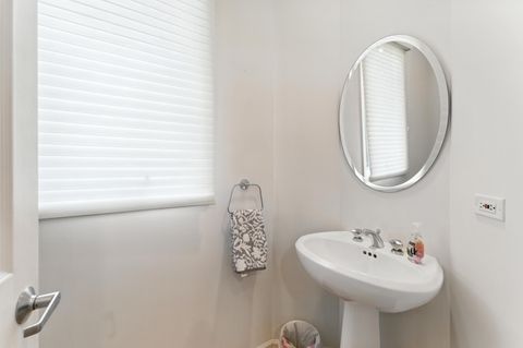 Tiny photo for 2471 Augusta Way, Highland Park, IL 60035 (MLS # 12500395)