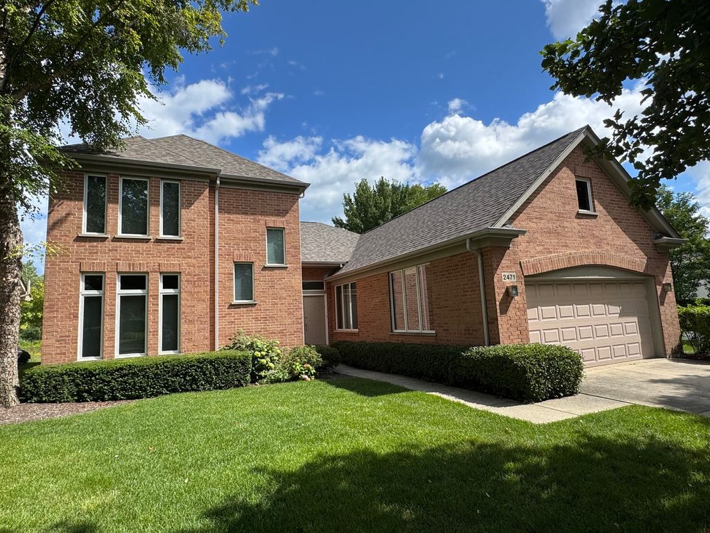 Photo for 2471 Augusta Way, Highland Park, IL 60035 (MLS # 12500395)