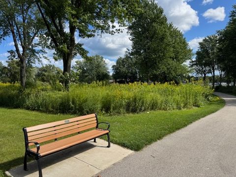 Tiny photo for 2471 Augusta Way, Highland Park, IL 60035 (MLS # 12500395)