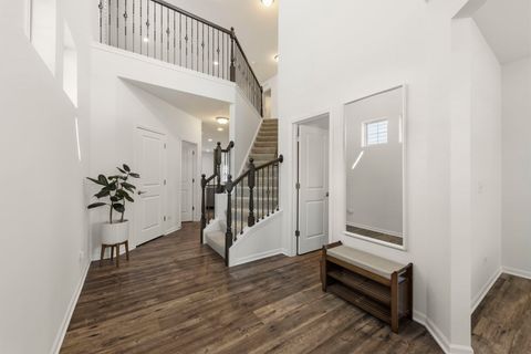 Tiny photo for 2534 Leander Court, Woodridge, IL 60517 (MLS # 12595441)