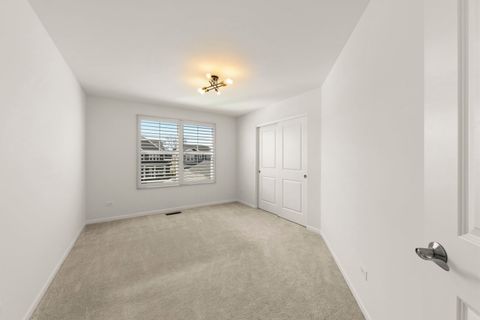 Tiny photo for 2534 Leander Court, Woodridge, IL 60517 (MLS # 12595441)