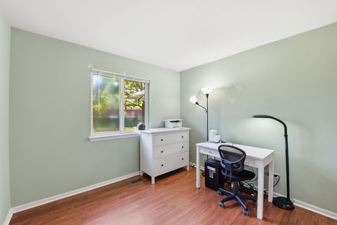 Tiny photo for 767 E Whispering Oaks Drive #767, Palatine, IL 60074 (MLS # 12502770)