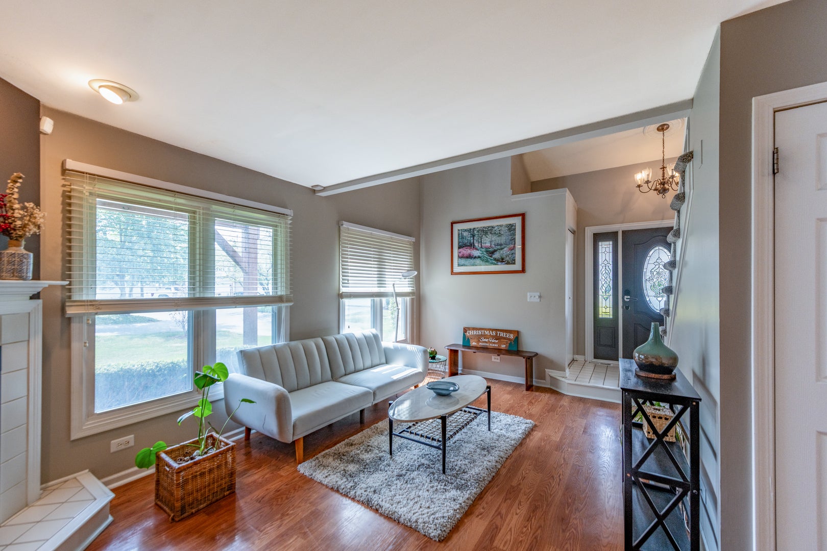 1900 Wisteria Court 6
