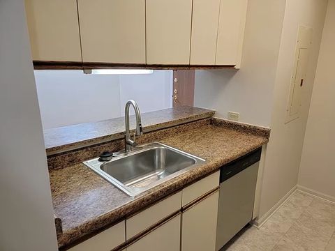 Tiny photo for 75 Kristin Circle #315, Schaumburg, IL 60195 (MLS # 12493673)