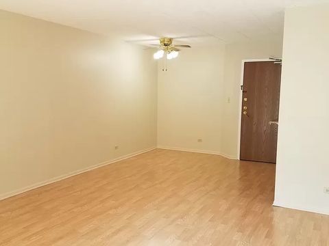 Tiny photo for 75 Kristin Circle #315, Schaumburg, IL 60195 (MLS # 12493673)