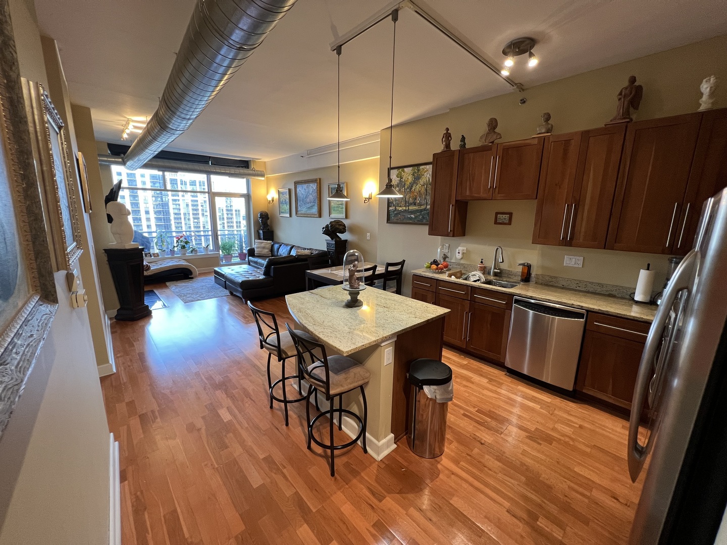 1305 S Michigan Avenue 1413