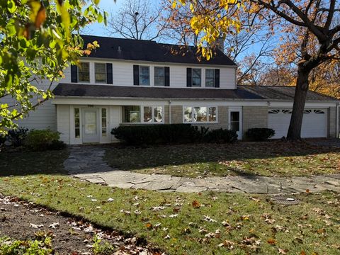 Tiny photo for 200 Braeburn Road, Highland Park, IL 60035 (MLS # 12560240)