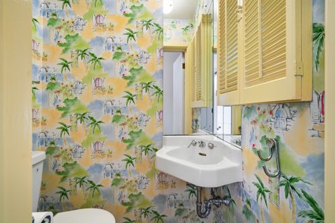 Tiny photo for 200 Braeburn Road, Highland Park, IL 60035 (MLS # 12560240)