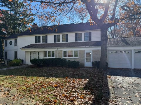 Tiny photo for 200 Braeburn Road, Highland Park, IL 60035 (MLS # 12560240)