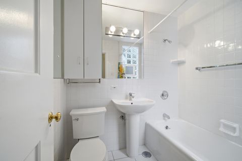 Tiny photo for 200 Braeburn Road, Highland Park, IL 60035 (MLS # 12560240)