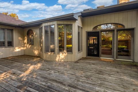 Tiny photo for 600 Deer Lake Drive W, Carbondale, IL 62901 (MLS # 12556754)