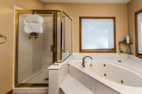 Tiny photo for 600 Deer Lake Drive W, Carbondale, IL 62901 (MLS # 12556754)