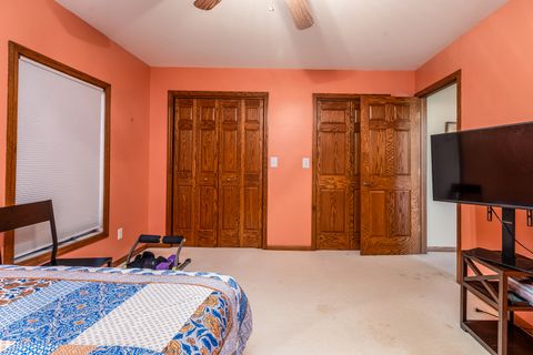 Tiny photo for 600 Deer Lake Drive W, Carbondale, IL 62901 (MLS # 12556754)