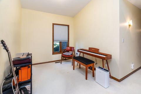 Tiny photo for 600 Deer Lake Drive W, Carbondale, IL 62901 (MLS # 12556754)