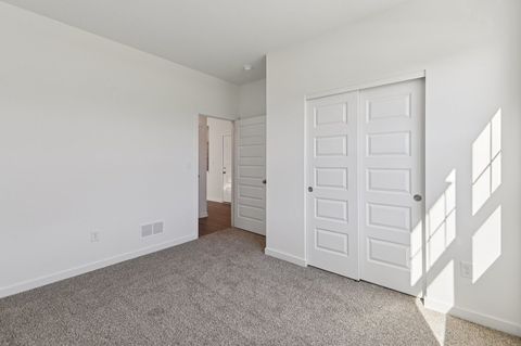 Tiny photo for 829 Mesa Lane, Pingree Grove, IL 60140 (MLS # 12498547)