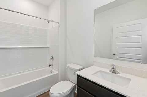 Tiny photo for 829 Mesa Lane, Pingree Grove, IL 60140 (MLS # 12498547)