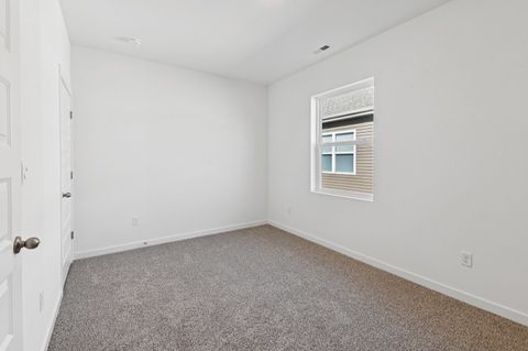 Tiny photo for 829 Mesa Lane, Pingree Grove, IL 60140 (MLS # 12498547)