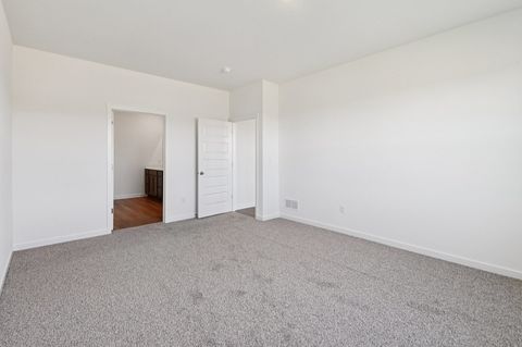 Tiny photo for 829 Mesa Lane, Pingree Grove, IL 60140 (MLS # 12498547)