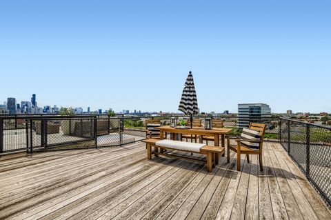 Tiny photo for 1872 N Clybourn Avenue #603, Chicago, IL 60614 (MLS # 12514614)