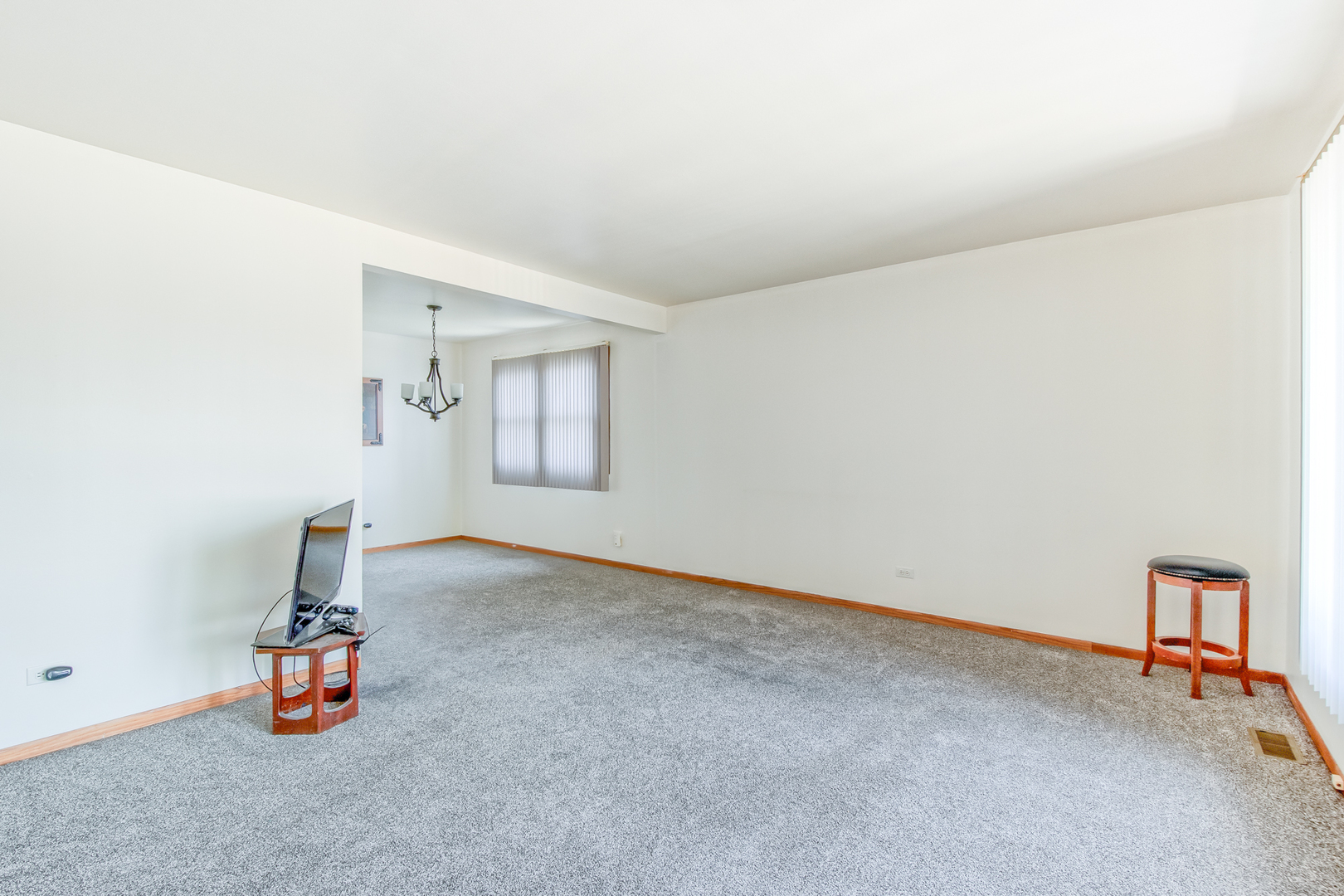 8929 W 169th Place