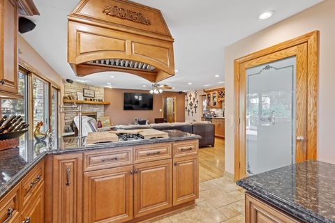 Tiny photo for 27 Equestrian Way, Lemont, IL 60439 (MLS # 12488515)