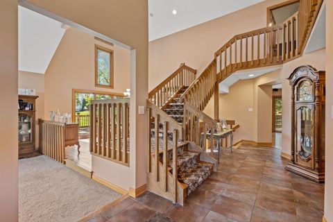 Tiny photo for 27 Equestrian Way, Lemont, IL 60439 (MLS # 12488515)