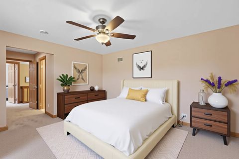 Tiny photo for 27 Equestrian Way, Lemont, IL 60439 (MLS # 12488515)