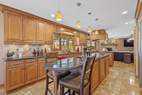 Tiny photo for 27 Equestrian Way, Lemont, IL 60439 (MLS # 12488515)