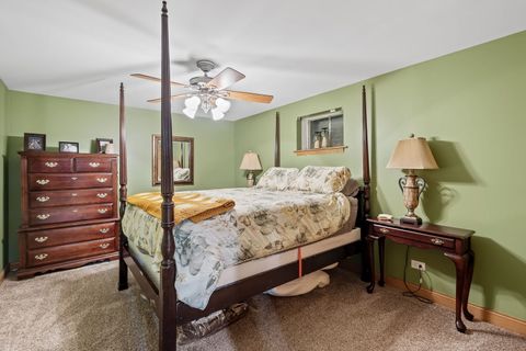Tiny photo for 27 Equestrian Way, Lemont, IL 60439 (MLS # 12488515)