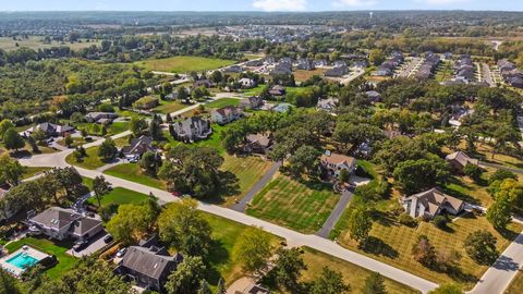 Tiny photo for 27 Equestrian Way, Lemont, IL 60439 (MLS # 12488515)