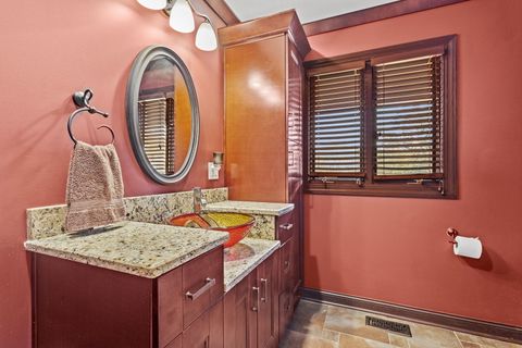 Tiny photo for 27 Equestrian Way, Lemont, IL 60439 (MLS # 12488515)