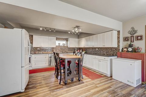 Tiny photo for 445 Golf Road, Crystal Lake, IL 60014 (MLS # 12625579)