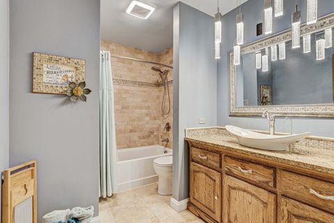 Tiny photo for 445 Golf Road, Crystal Lake, IL 60014 (MLS # 12625579)